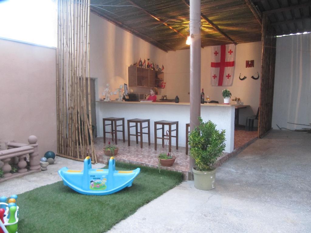 Guest House Elene Gori Exterior photo