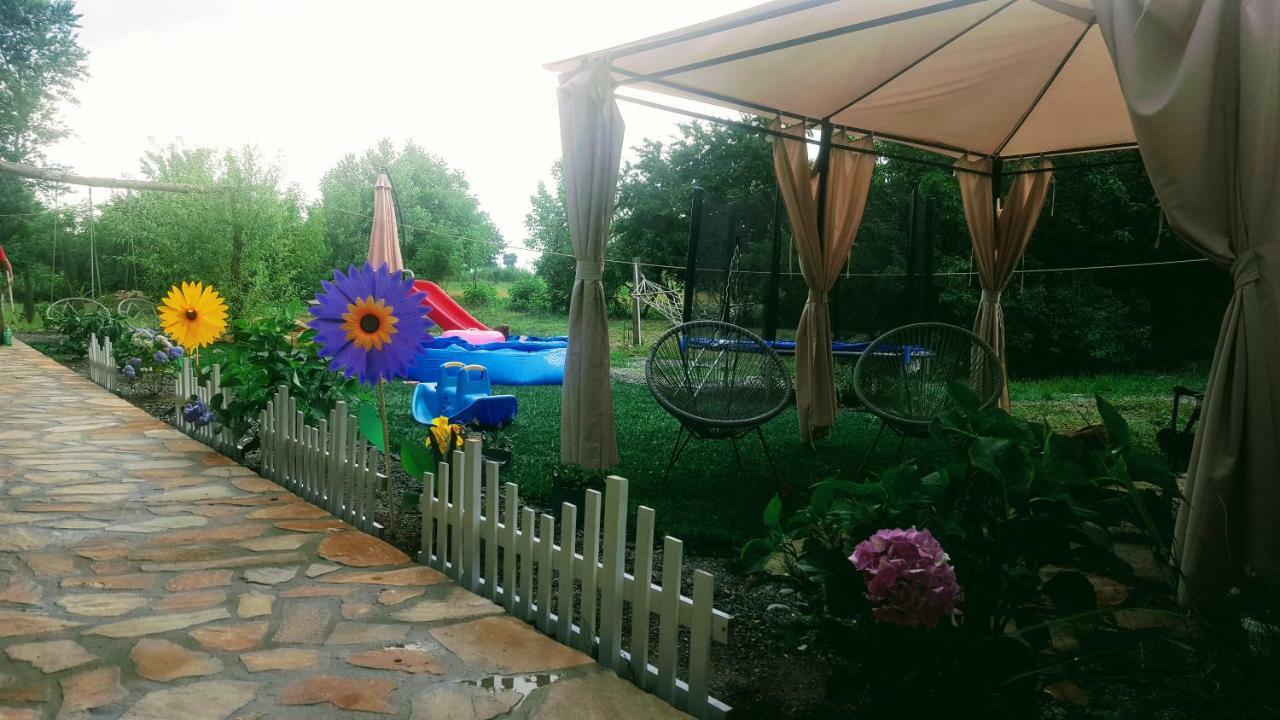 Guest House Elene Gori Exterior photo